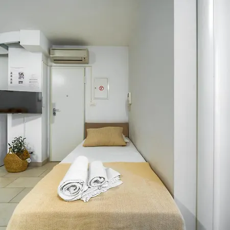 A Comfortable W Balcony 4 Min Walk To Daire Split